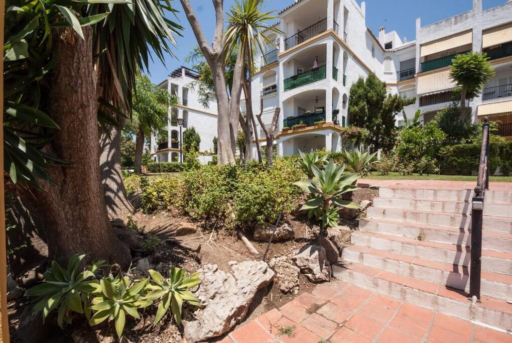 Apartamento Con Piscina Cerca Del Golf En Atalaya - Atalaya Del Golf 31 Estepona Extérieur photo